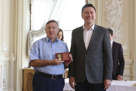 За вклад в развитие городского хозяйства
