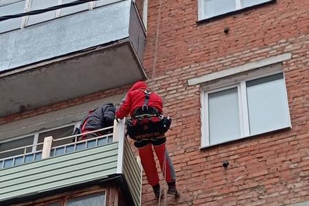 Более 100 лоджий и балконов отремонтировали в многоквартирных домах Подмосковья за август